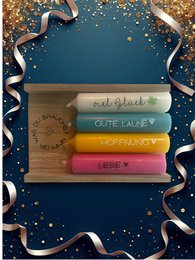 Cumplido de deseos: juego de 4 velas cónicas