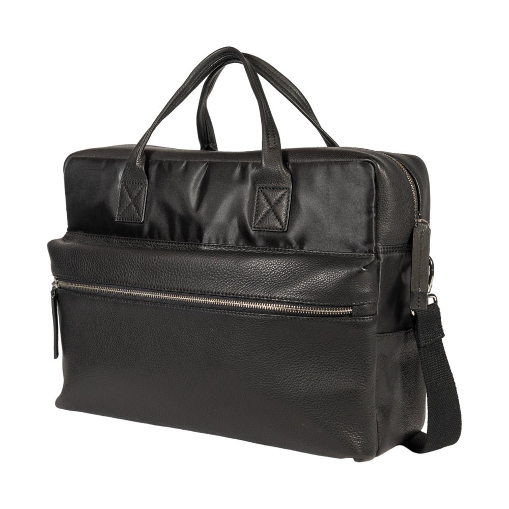 K0043AB | Briefcase in Waterproof Nylon/Genuine full grain leather with light grain - Black color - Internal clutch bag - Shiny silver accessories - Dimensions 39 x 30 x 12 cm - Packaging: TNT bag