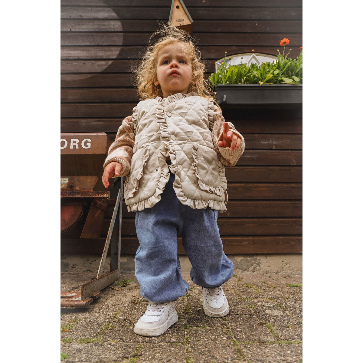 Piper Ruffle Vest 