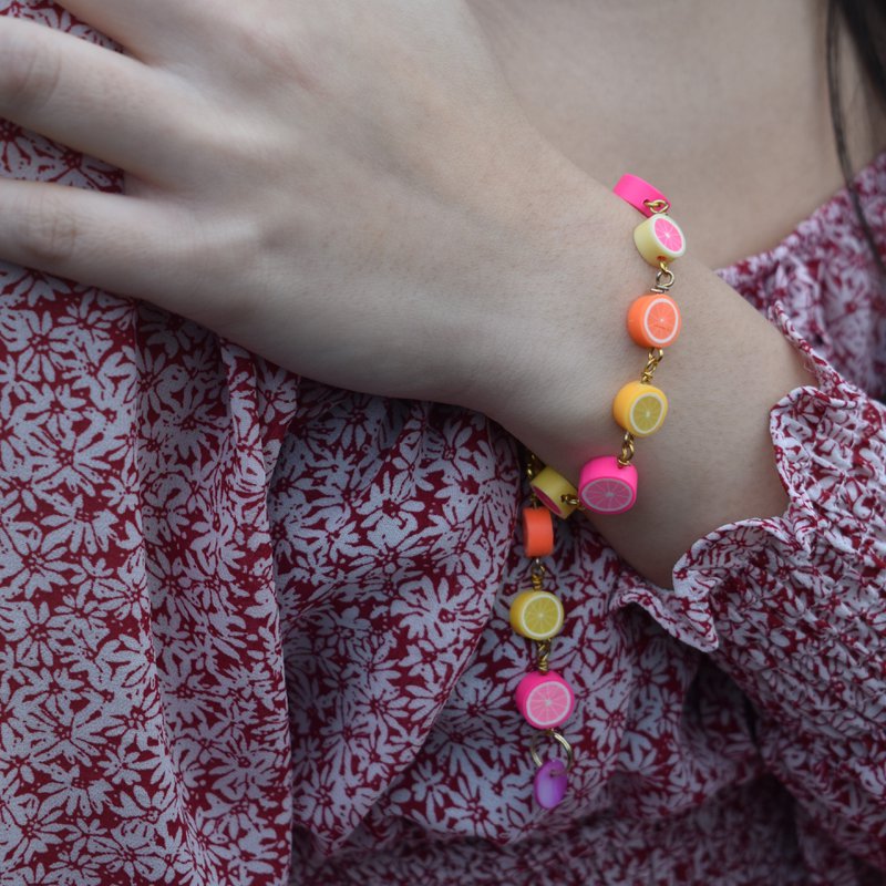 Citrus Bracelet, Lemon Orange Pink Grapefruit Charm Bracelet, Beaded Bracelet | by Ifemi Jewels