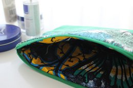 Pochette con cerniera Maya Green Trees