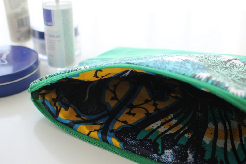 Pochette con cerniera Maya Green Trees
