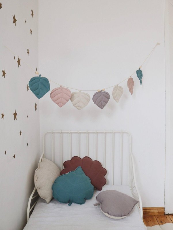Guirlande en lin « Spring Dream » avec feuilles