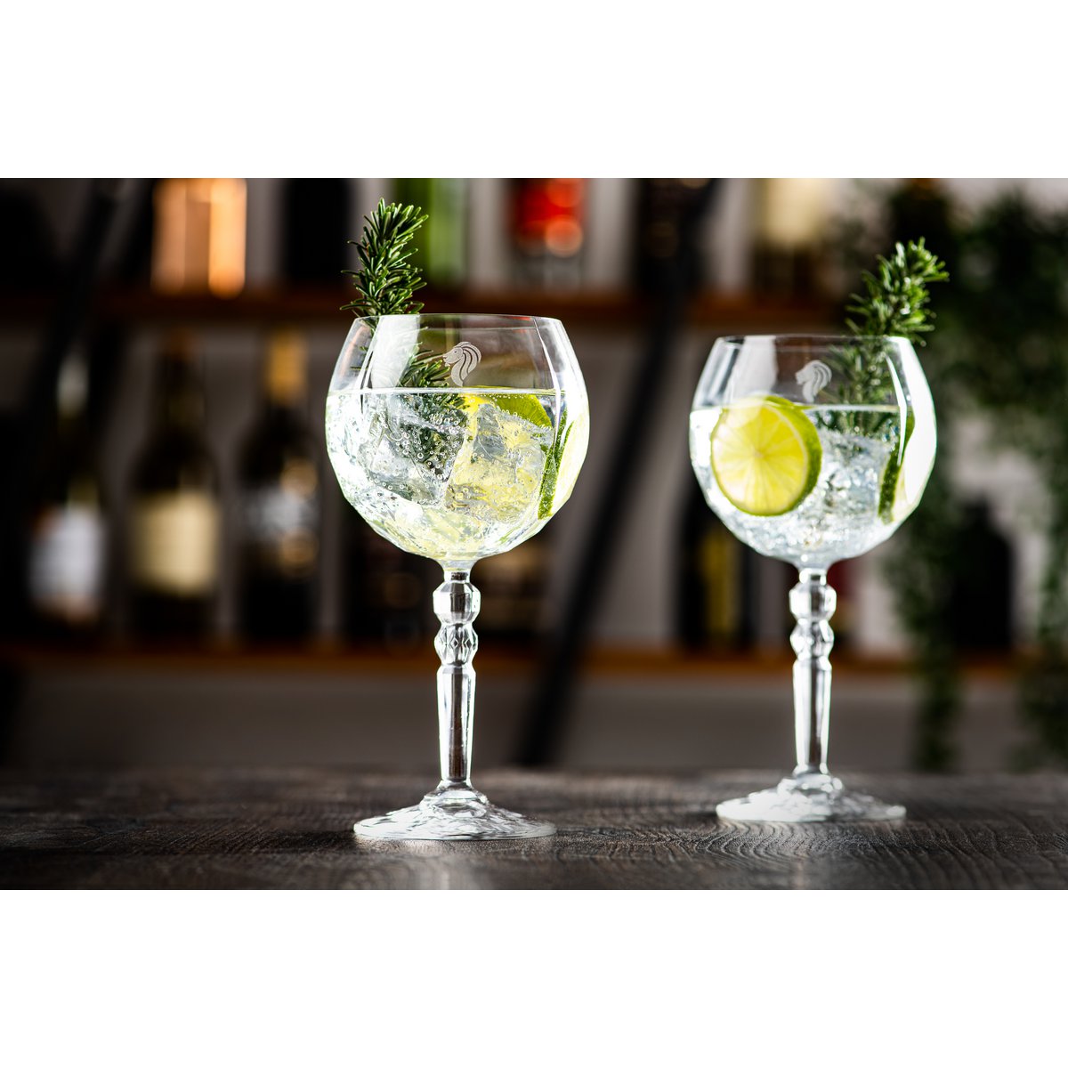 Gin Tonic Glasses Set Made of High Quality Crystal - 2 Gin Tonic Glasses & Double Sided Bar Measure Black with Luxury Storage Box, Cocktail Glasses, The Perfect Gin Gift Set