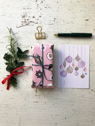 Wrapping paper cookies pink