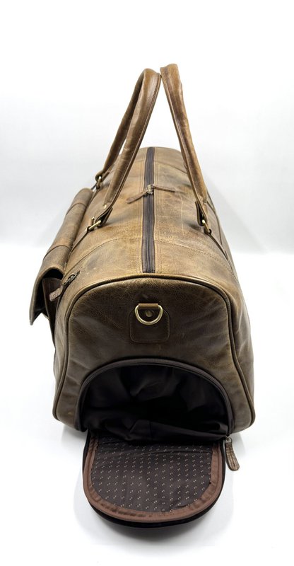 Borsa da viaggio fatta a mano in pelle marocchina verde oliva - Borsone artigianale "Forest Moss" a 6 tasche con scomparto per scarpe dedicato