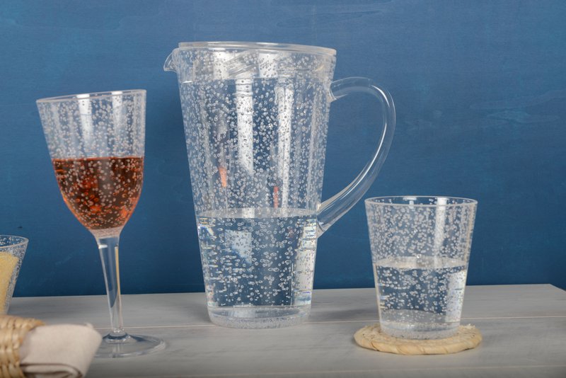 Acrylic bubble pitcher