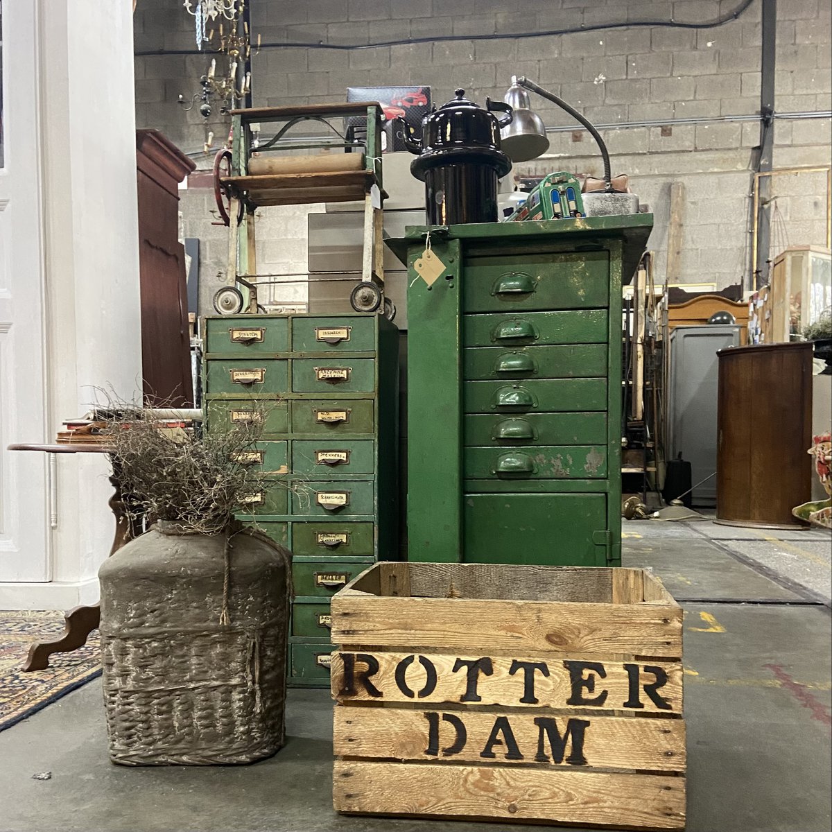 CAISSE / CAISSE EN BOIS Rotterdam