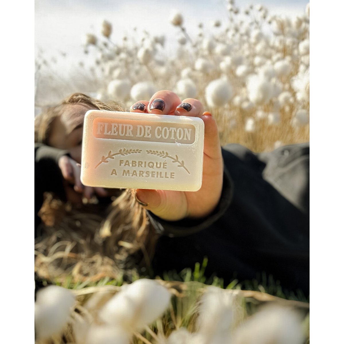 5x Savon de Marseille Baumwollblume / Fleur de Coton Seife - handgefertigt und angereichert mit Bio -Sheabutter - luxuriöse Feuchtigkeitseife - 4 oz