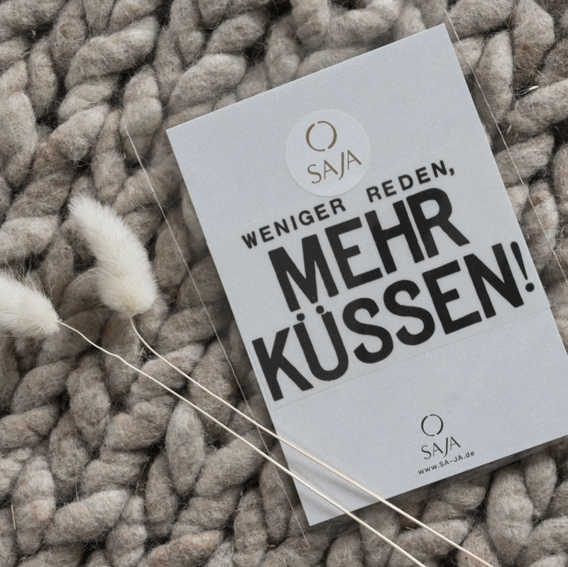 Jernbillede "Mindre snak, kys mere!"