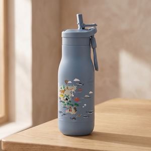 JENARD® Trinkflasche Kinder Edelstahl – auslaufsicher, doppelwandig, BPA-frei, Thermosflasche für Schule & Kindergarten. Blau / Weltkarte mit Tiere