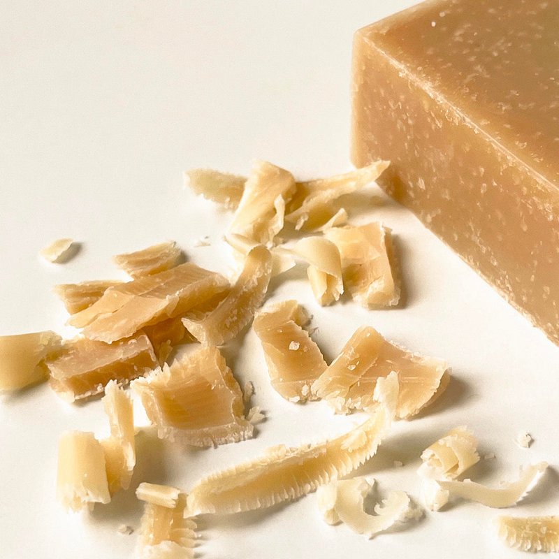 DE ZEEP DIE BIJEN 115G BESPAART