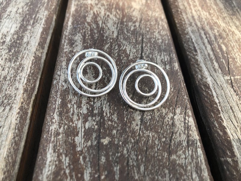 "Three faces of the moon" earrings in silver