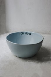 Ciotola Sisi, Nom Nom