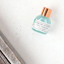 Biblioteca de flores True Vanilla Little Luxe Parfum