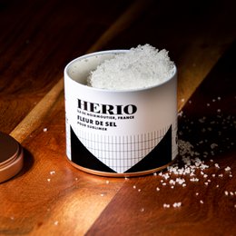 Traditionele fleur de sel uit Noirmoutier
