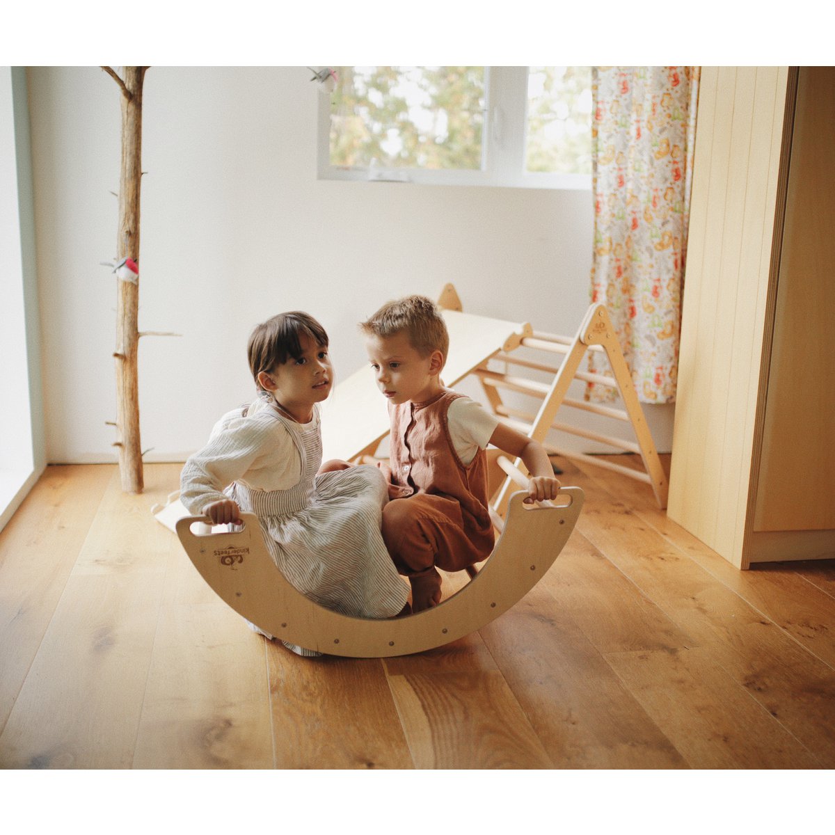 Kinderfeets Houten  Schommel- en Klimboog