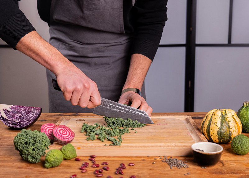 Cuchillo - Bunka Santoku con Saya de bambú y caja de bambú - Hoja de 170 mm