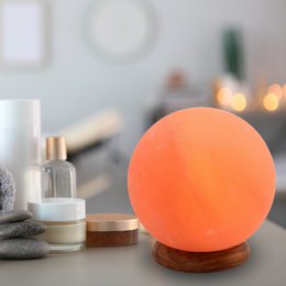 Moon Lamp in Himalayan Salt Crystal 1.9 Kg - Natural Material - Gift and Decoration Idea