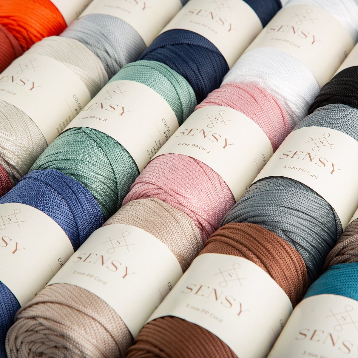 Sensy Premium 3 mm - 131 yards 100 % polyester macrame ledning