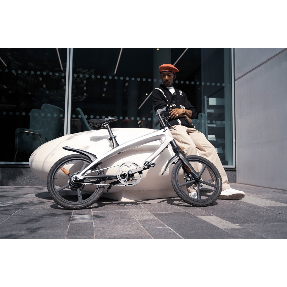 De Cruzaa Trapondersteuning Bluetooth Elektrische Fiets Solarbeam Geel