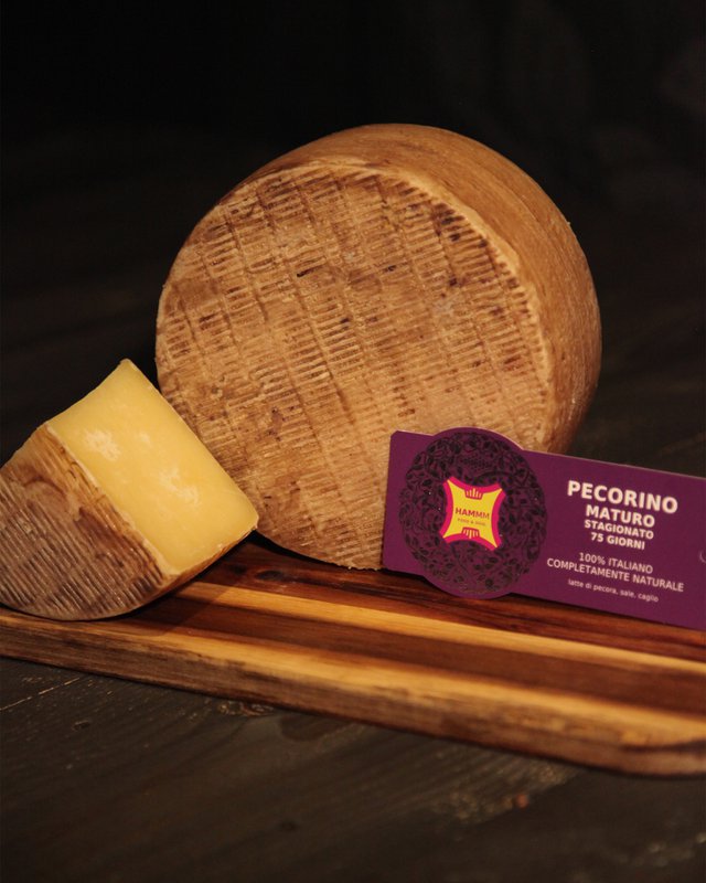 🇬🇧 Mature pecorino aged 75 days – artisanal sheep's cheese