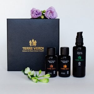 The Face & Body Oil Box – Bio-Körperpflege-Geschenkset