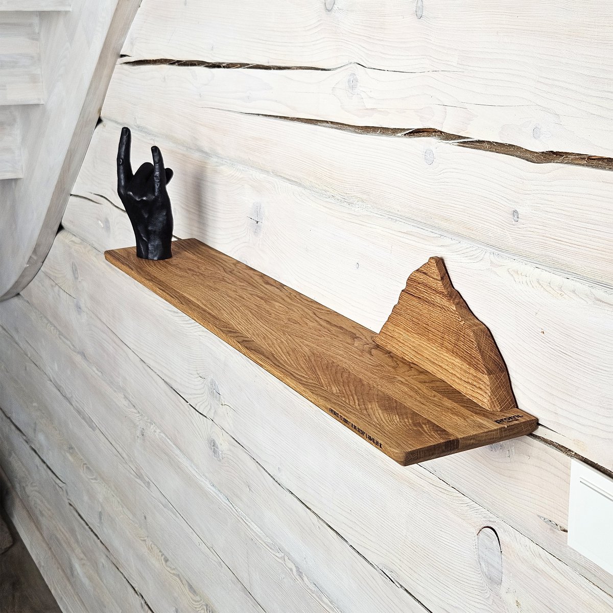Estante de montaña Everest de madera artesanal, una solución de almacenamiento funcional y elegante