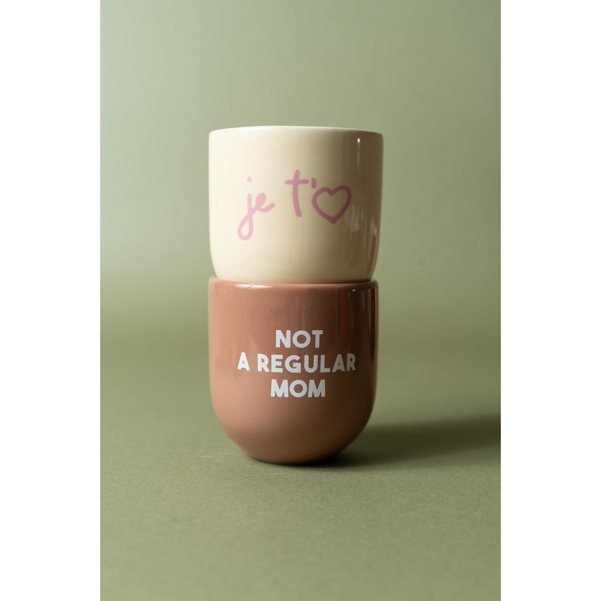 Sisi mug, Not a regular MOM