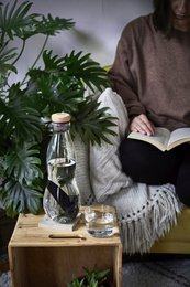 Black+Blum Eau Carafe - Water carafe with filter - 1.1Ltr