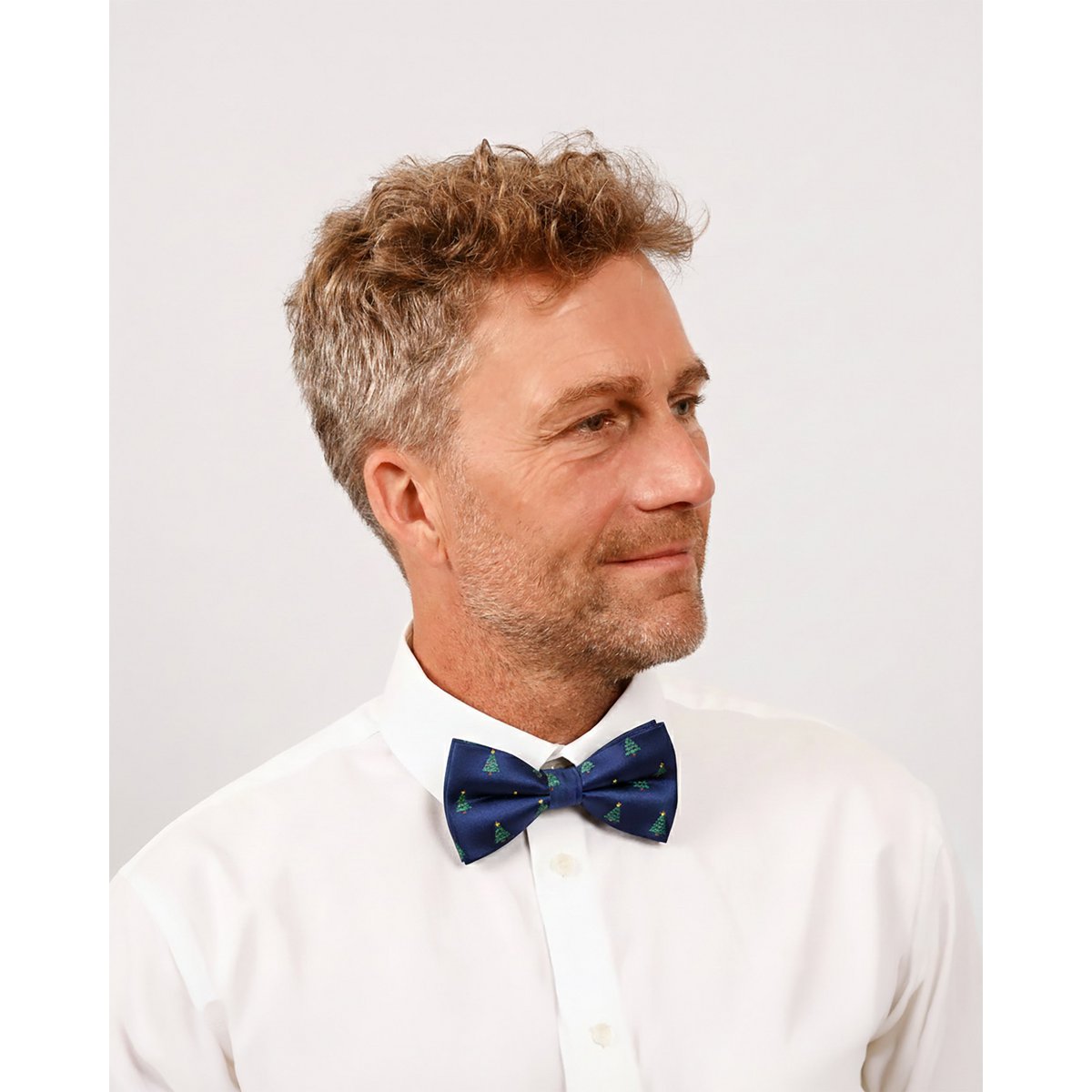 Bowtie - Blue with Xmas trees