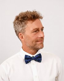 Bowtie - Blue with Xmas trees