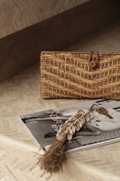 The Clutch-a-lot - Natural