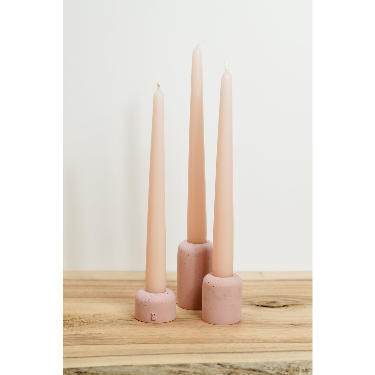 Bougeoirs roses