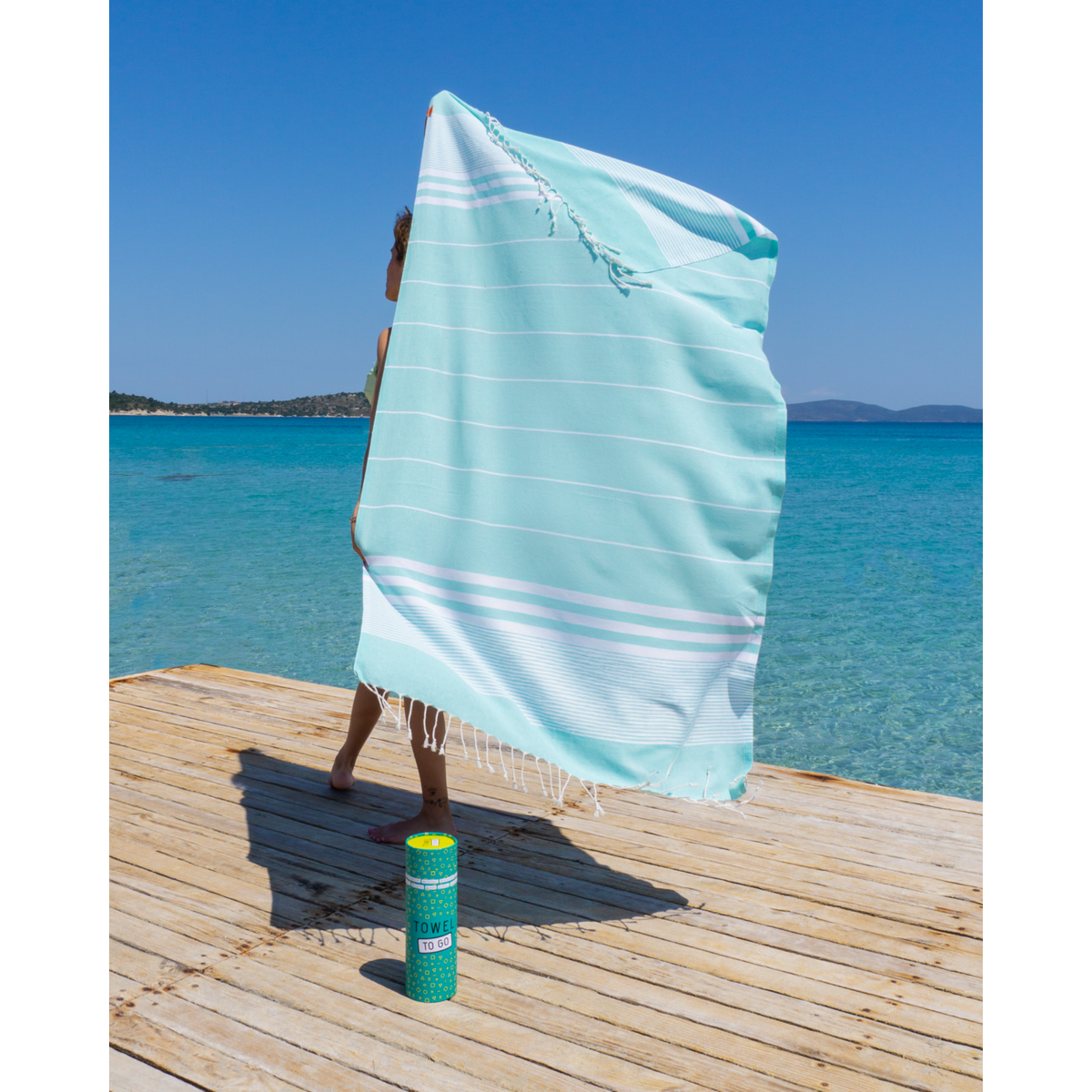 HANDDOEK TO GO MALIBU Katoenen strandlaken 180x100 cm | Sneldrogend | Turkoois | met geschenkdoos