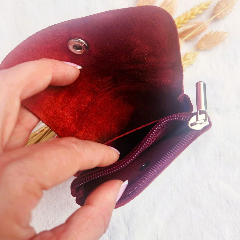 Cartera mini metalizada rojo burdeos