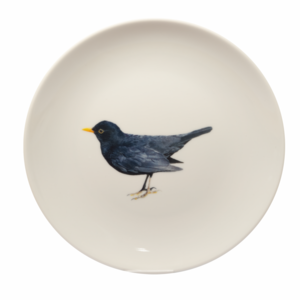 plate with blackbird