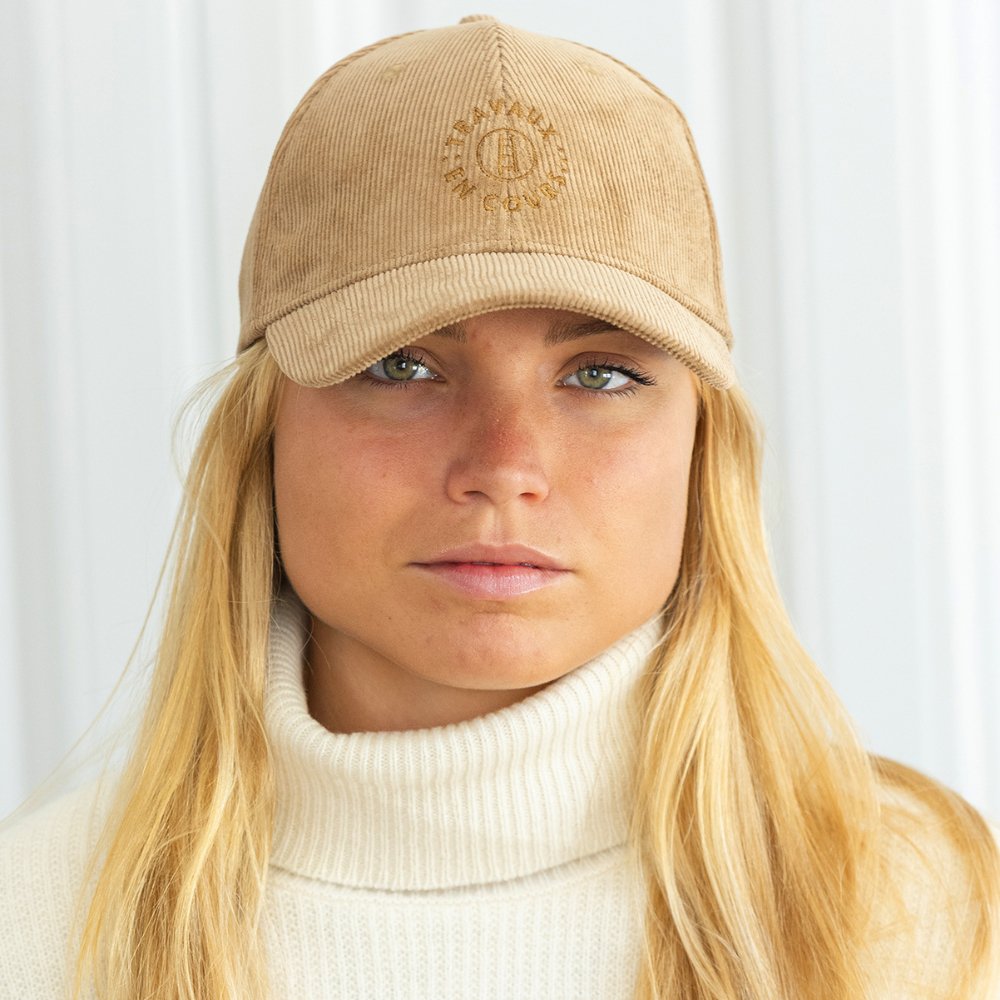 CAP in organic velvet