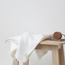 Witte linnen fijne wafelhanddoek