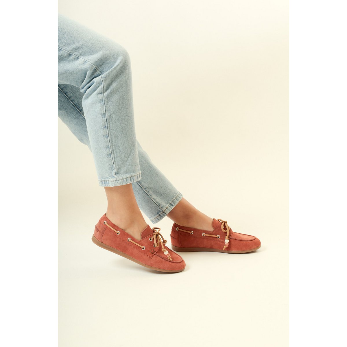 KAI BEADS BRICK ROOD – Bootschoenen met harskralen