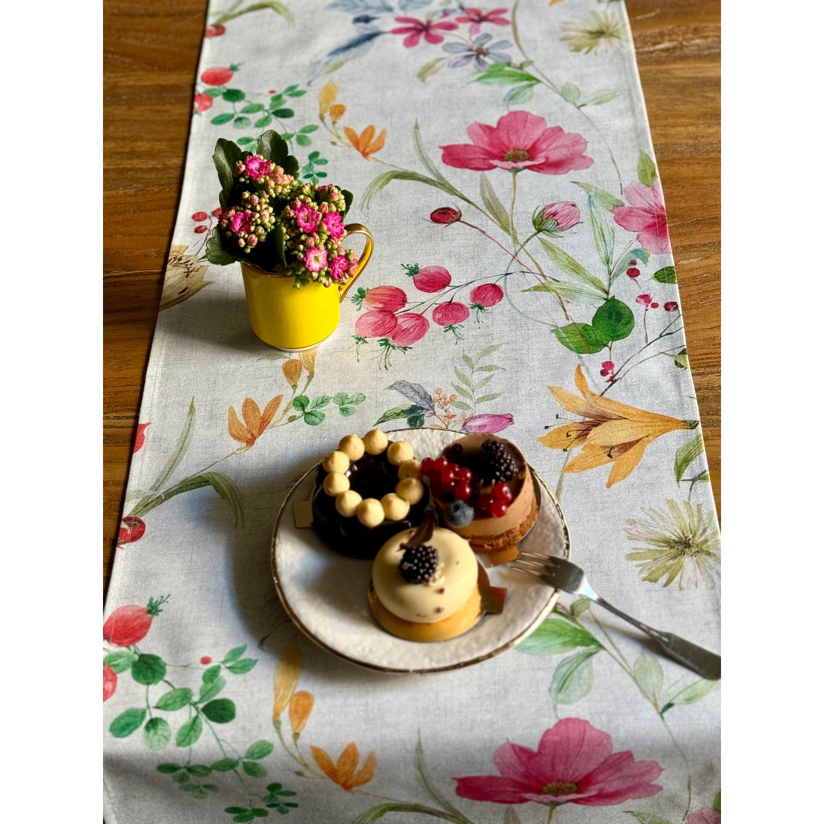 Table Runner, Poly-cotton Mix, Printed | Color in Bloom