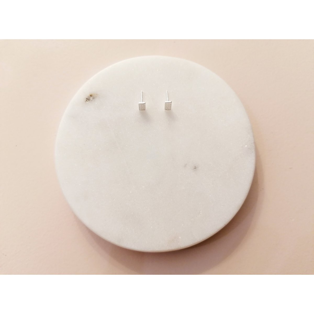 Puristic rectangular ear studs made of 925 sterling silver