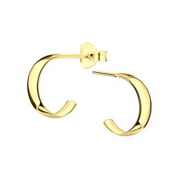 Half hoop earrings made of hammered brass in a gold finish. Minimalist and modern design suitable for everyday wear.