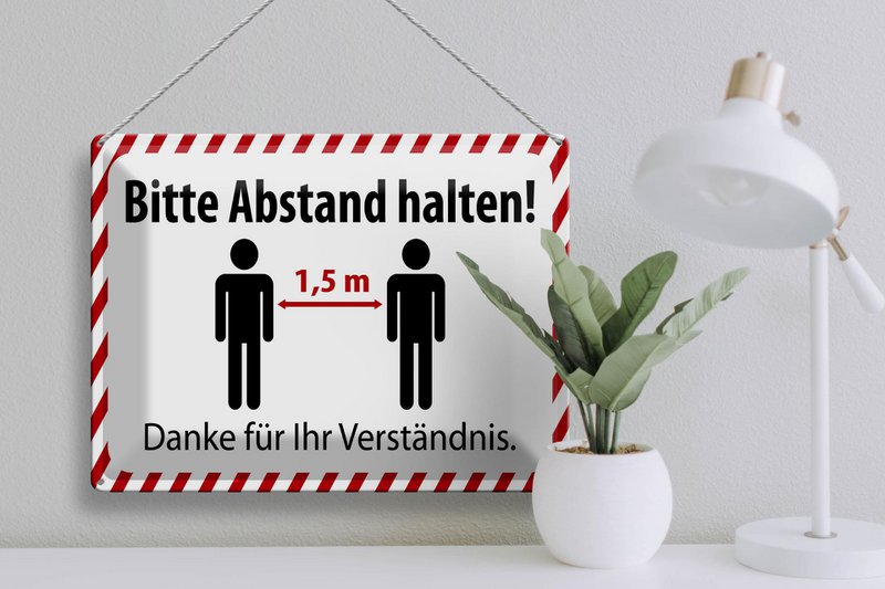 Tin sign note 40x30cm please keep a distance of 1.5 m