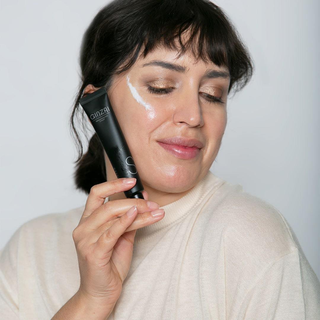 Crème hydratante pour les yeux au ginseng