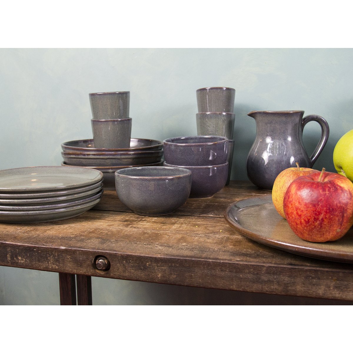 miska seledynowej glazury ceramicznej medium
