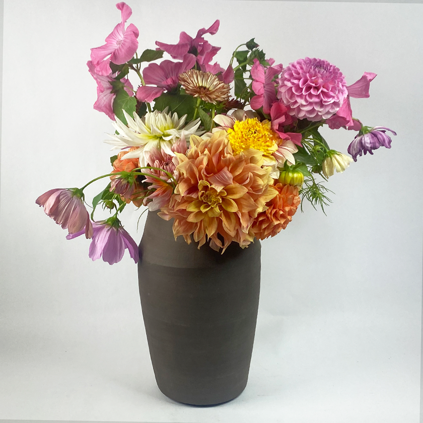 Waimea Vase Naked | Ceramic | Plant pot |wabi sabi | Clay | handmade | dutch design