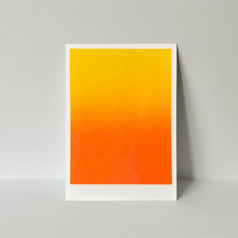 Riso Ansichtkaart Gradiënt Geel/Fluo Oranje, Risografie, DIN A6