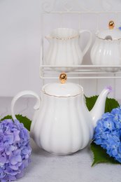 Teiera Royal Rose con bordo dorato 800 ml Isabelle Rose