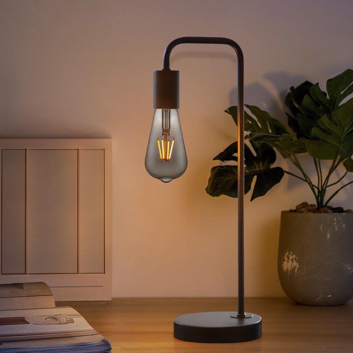 Home Sweet Home dimmable LED Drop E27 ST64 4W 150Lm 1800K Clear